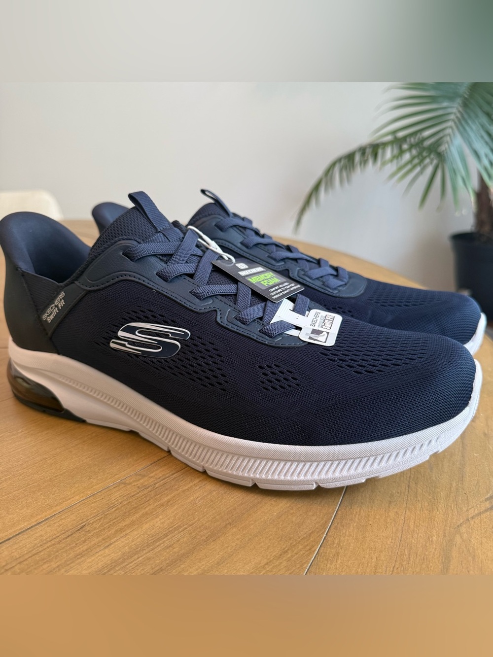 Sketchers Hands Free Swift Fit Mens size 14